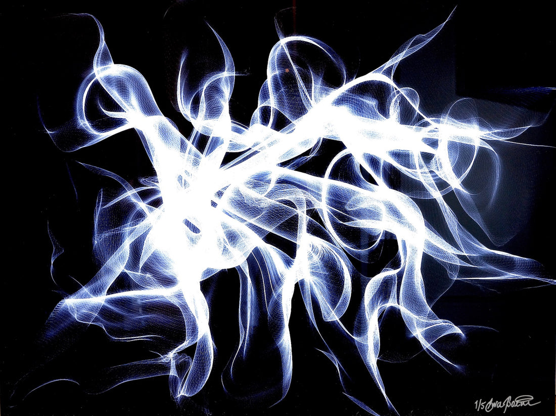 Press release - Ewa Borin releases new digital series called SMOKE